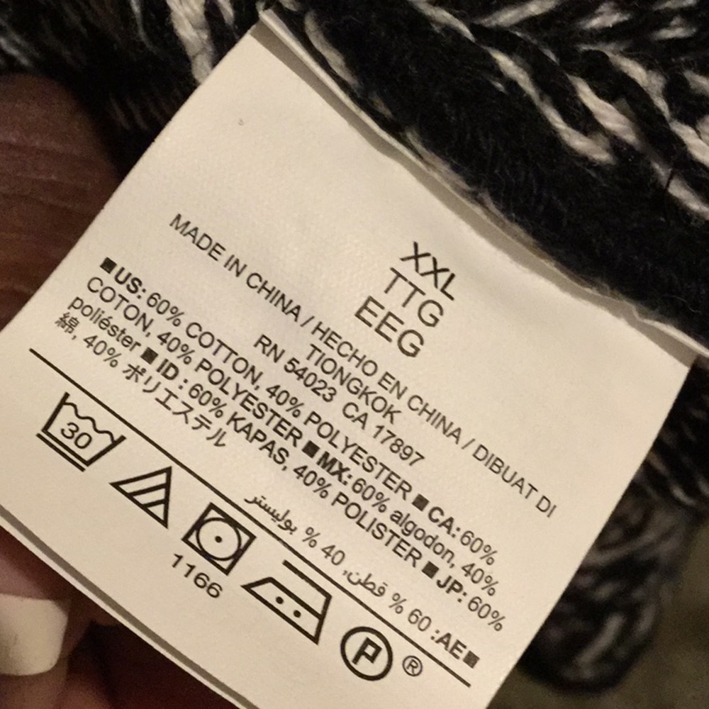 Sweater - Picture 5 of 7